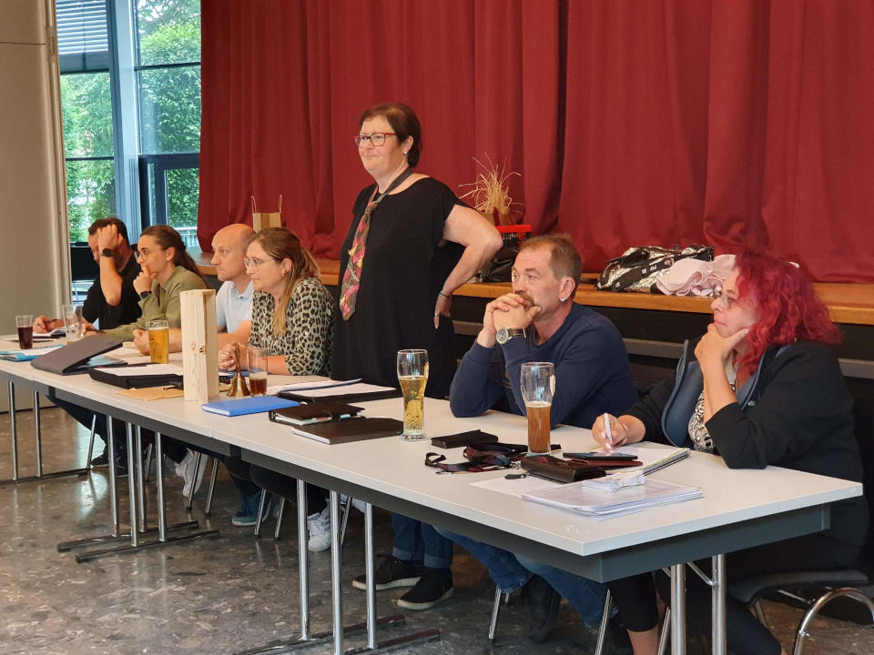 Die Vorstandschaft bei der Versammlung in der Post. In der MItte unsere neue Zunftmeisterin Sandra Häs.